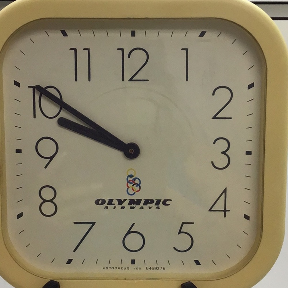 VINTAGE 1985 OLYMPIC AIRWAYS WALL CLOCK FROM ATHENS